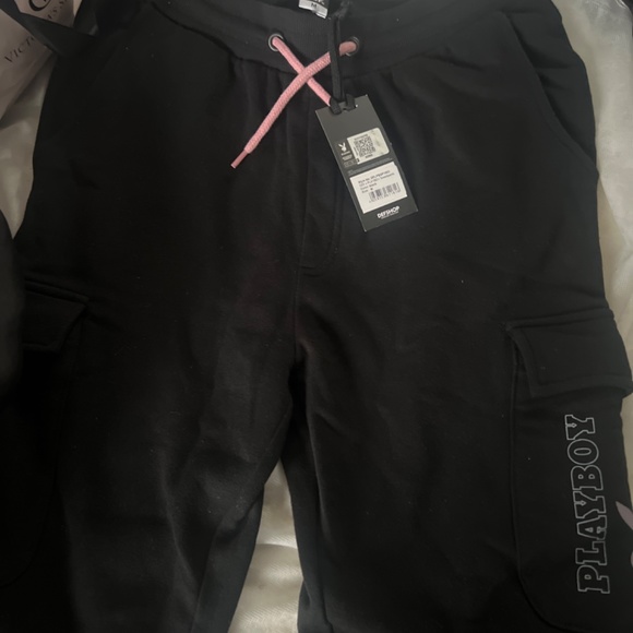 sweatpants - Picture 2 of 4